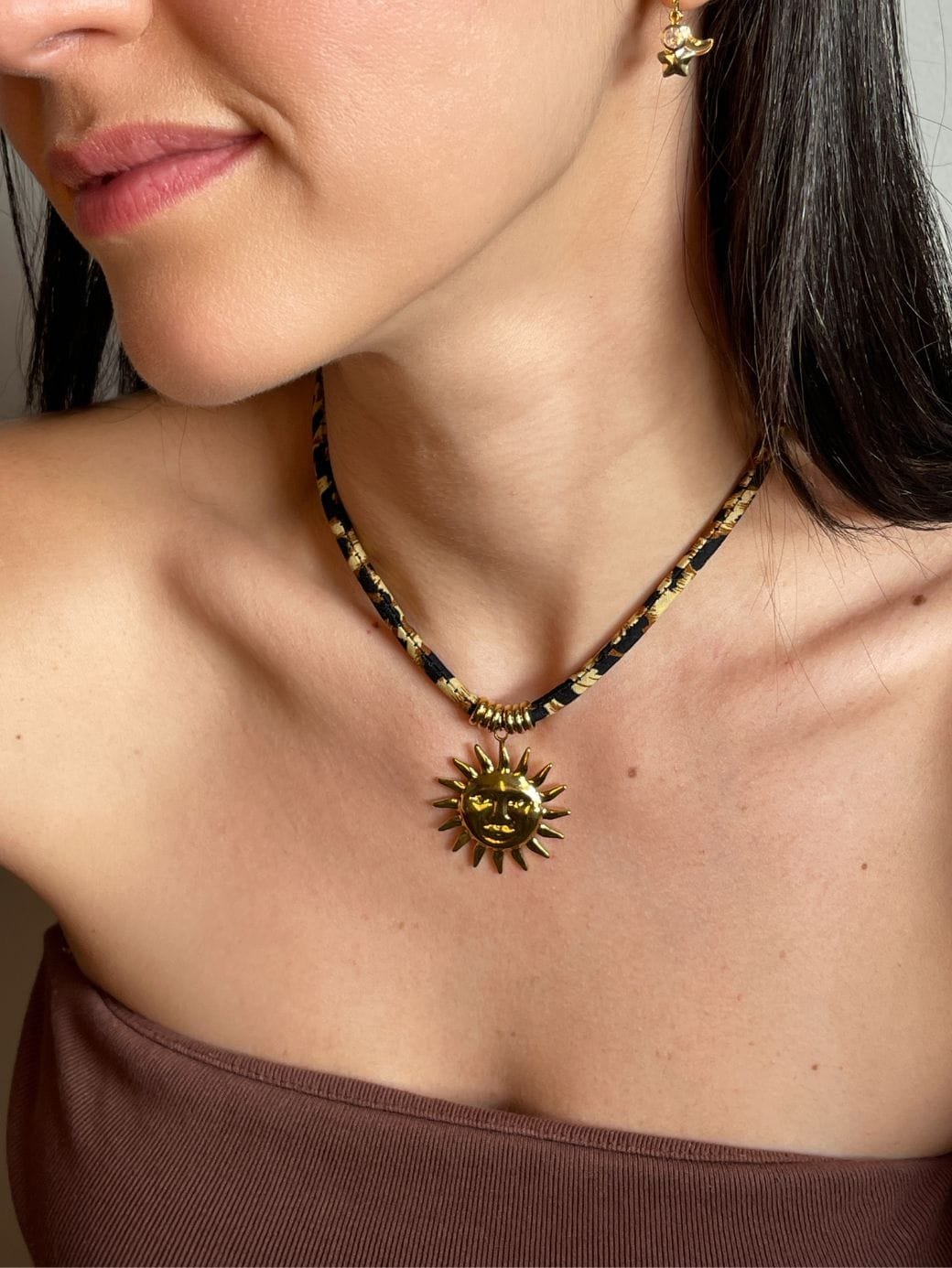 Colar Charms Zion Ouro 18k