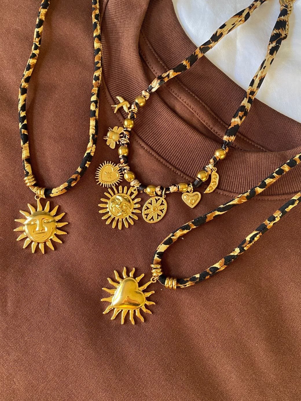 Colar Charms Zuri Ouro 18k