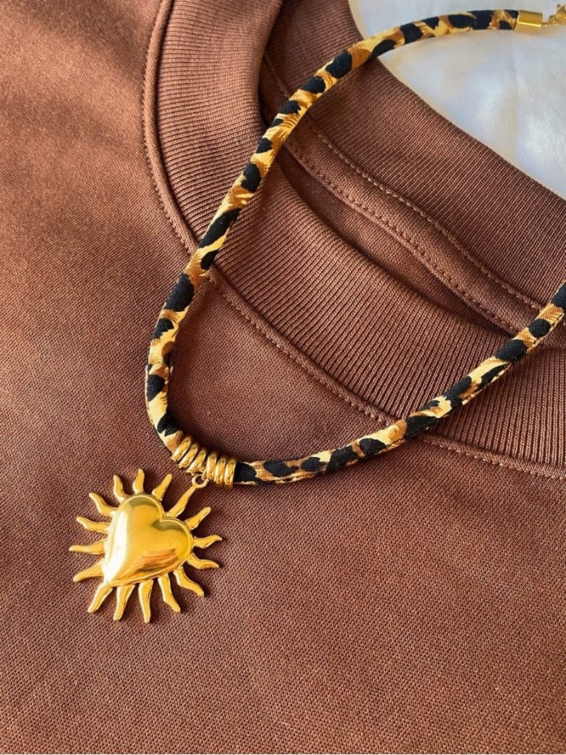 Colar Charms Zuri Ouro 18k